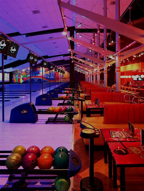 best bowling alley miami|bowlero miami world center.